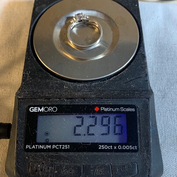 VTG Sterling Silver 925 CZ Prong Set Three Stone Engagement Style Ring Size 9 - Picture 9 of 9